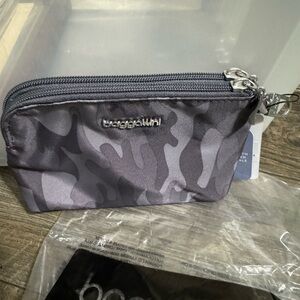 RIFD phone double zip pouch